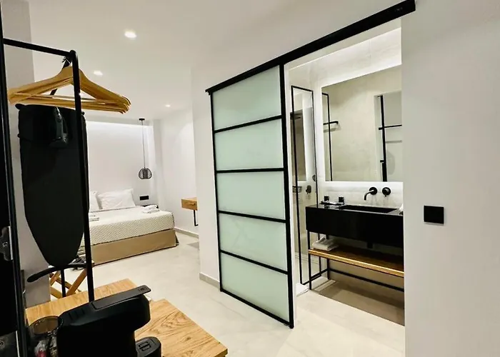 Bonita Luxury Room